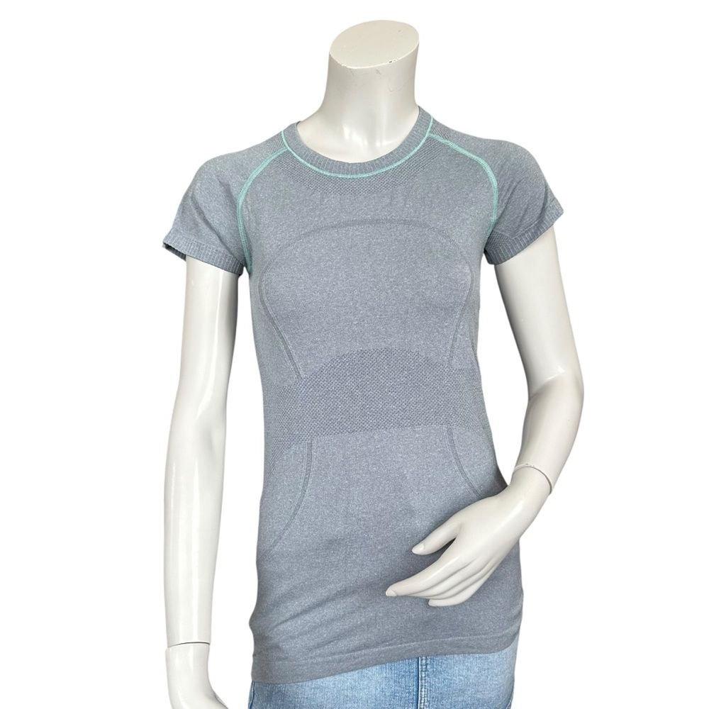 Lululemon Swiftly Tech Short Sleeve Light Gray & Teal Trim Athletic Shirt Size 6